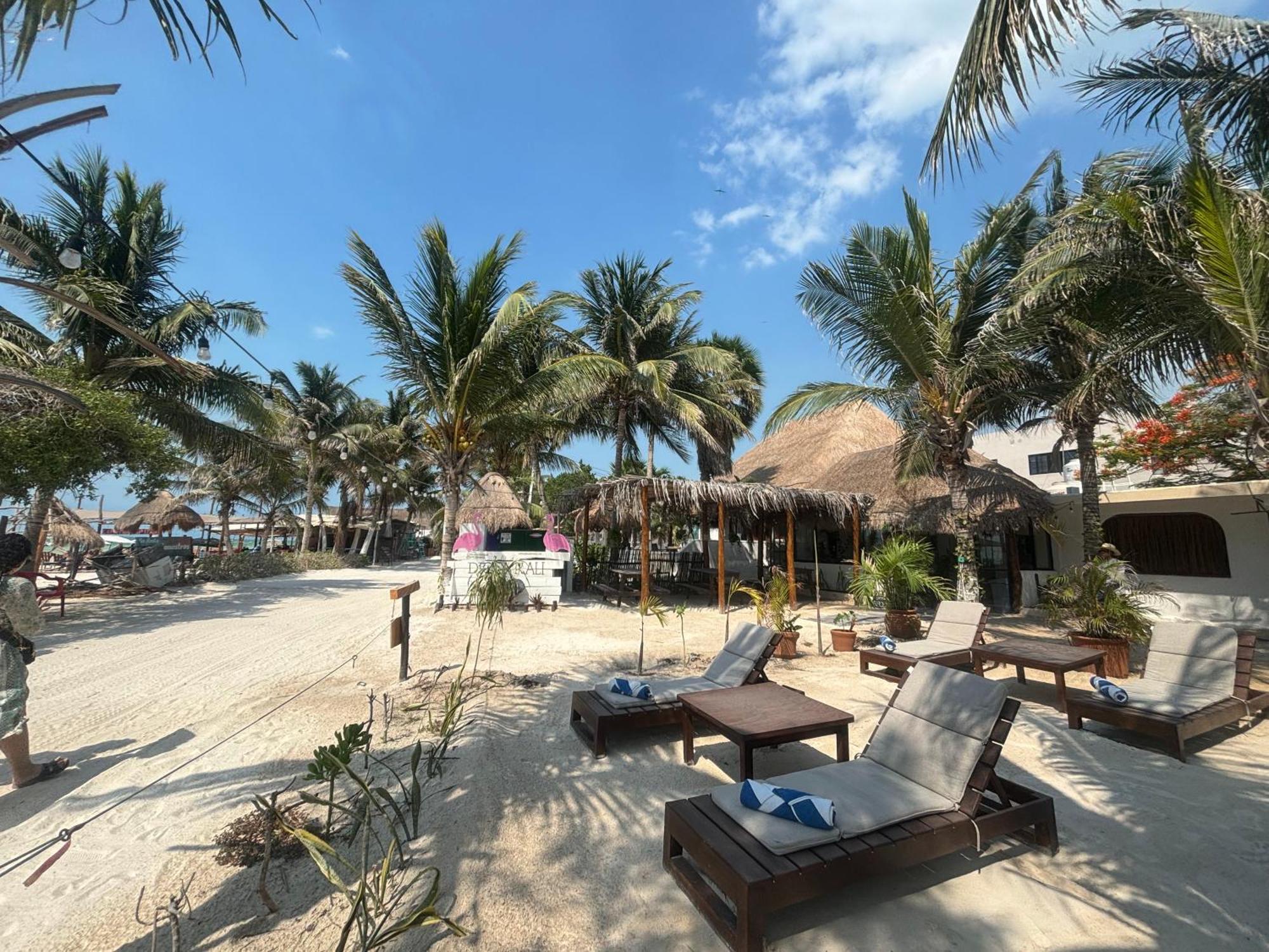 La Diosa Kali Beach Front Hotel 홀박스아일랜드 외부 사진